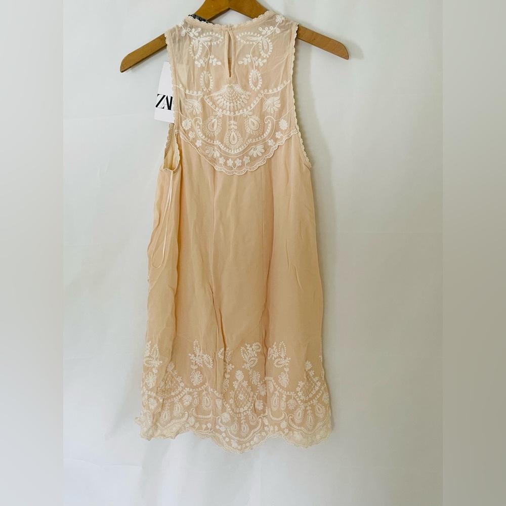 NWT $129 ZARA CONTRAST EMBROIDERED DRESS ZW COLLECTION XS - Picture 10 of 12